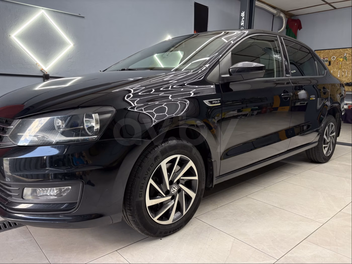 Volkswagen Polo Sedan фото 10