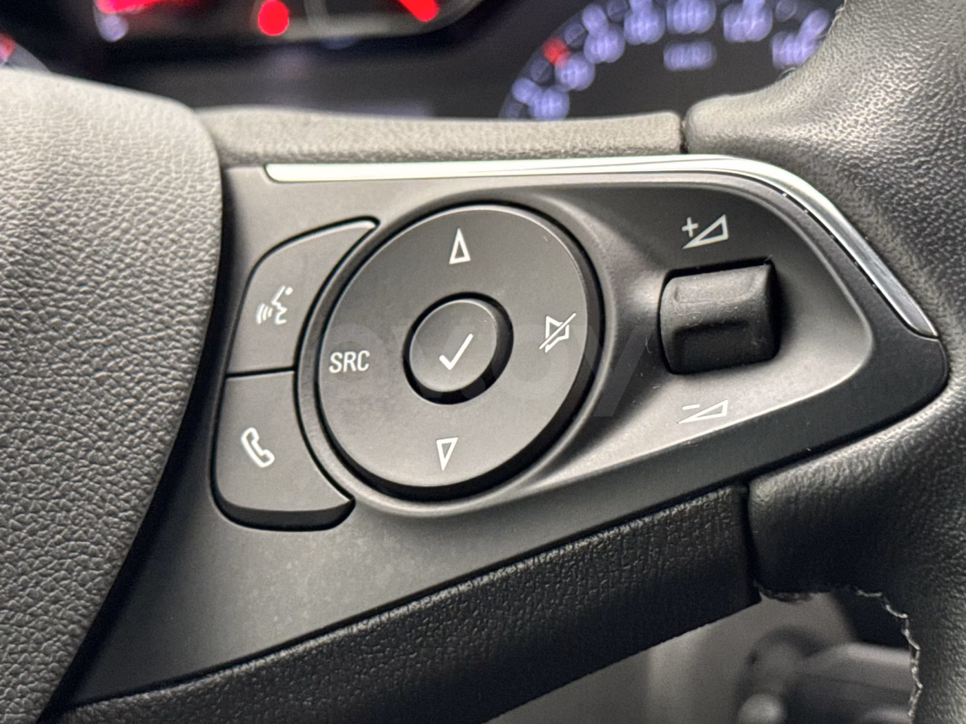 Opel Crossland X фото 13