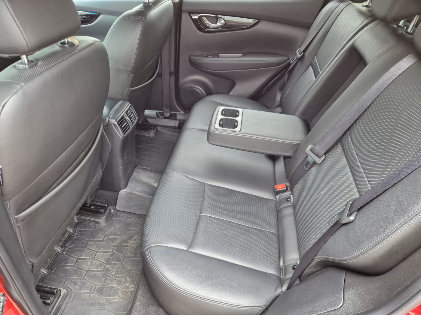 Nissan Qashqai фото 10