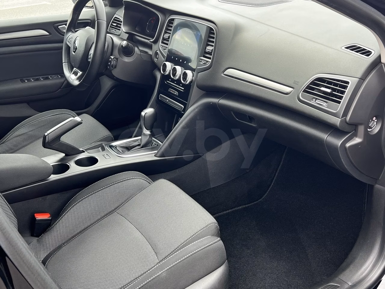 Renault Megane фото 16