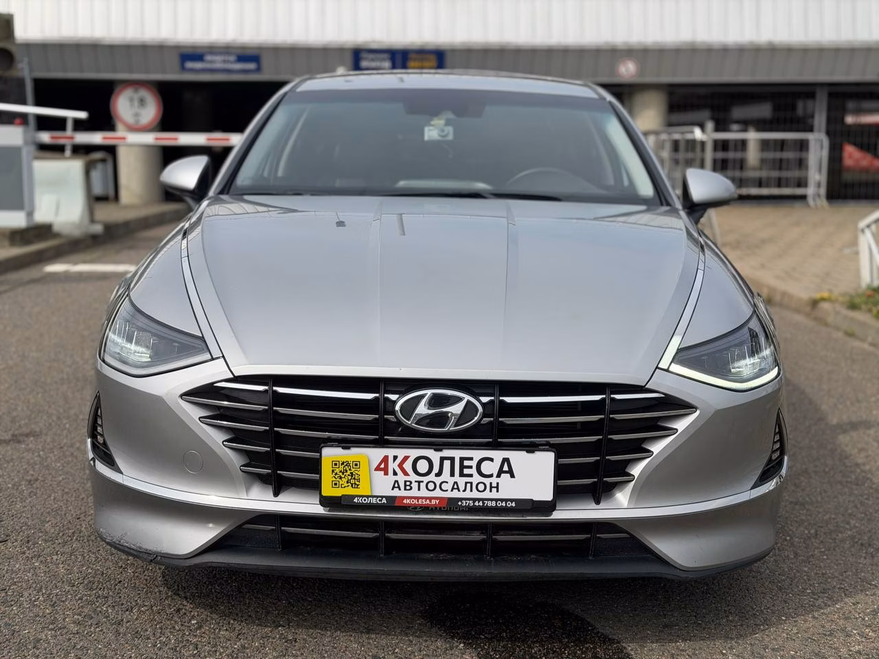 Hyundai Sonata фото 2