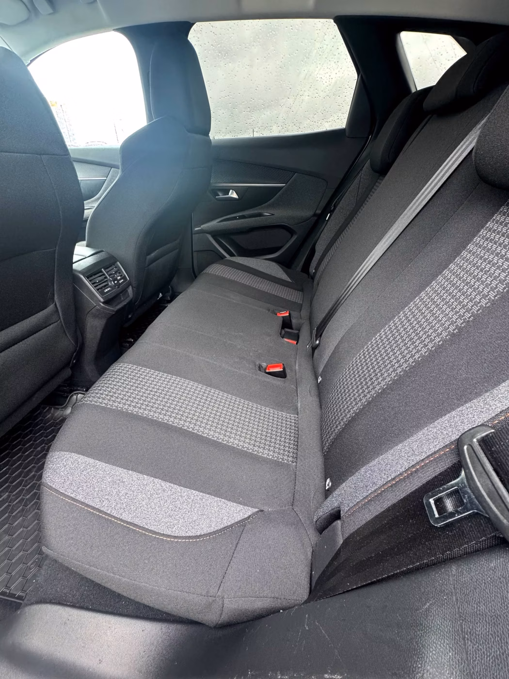 Peugeot 3008 фото 11