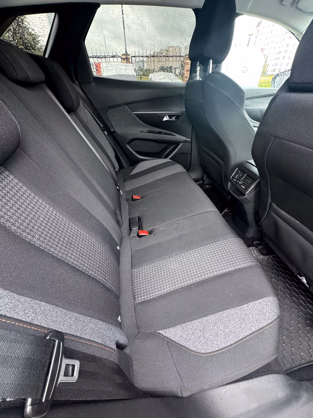 Peugeot 3008 фото 13