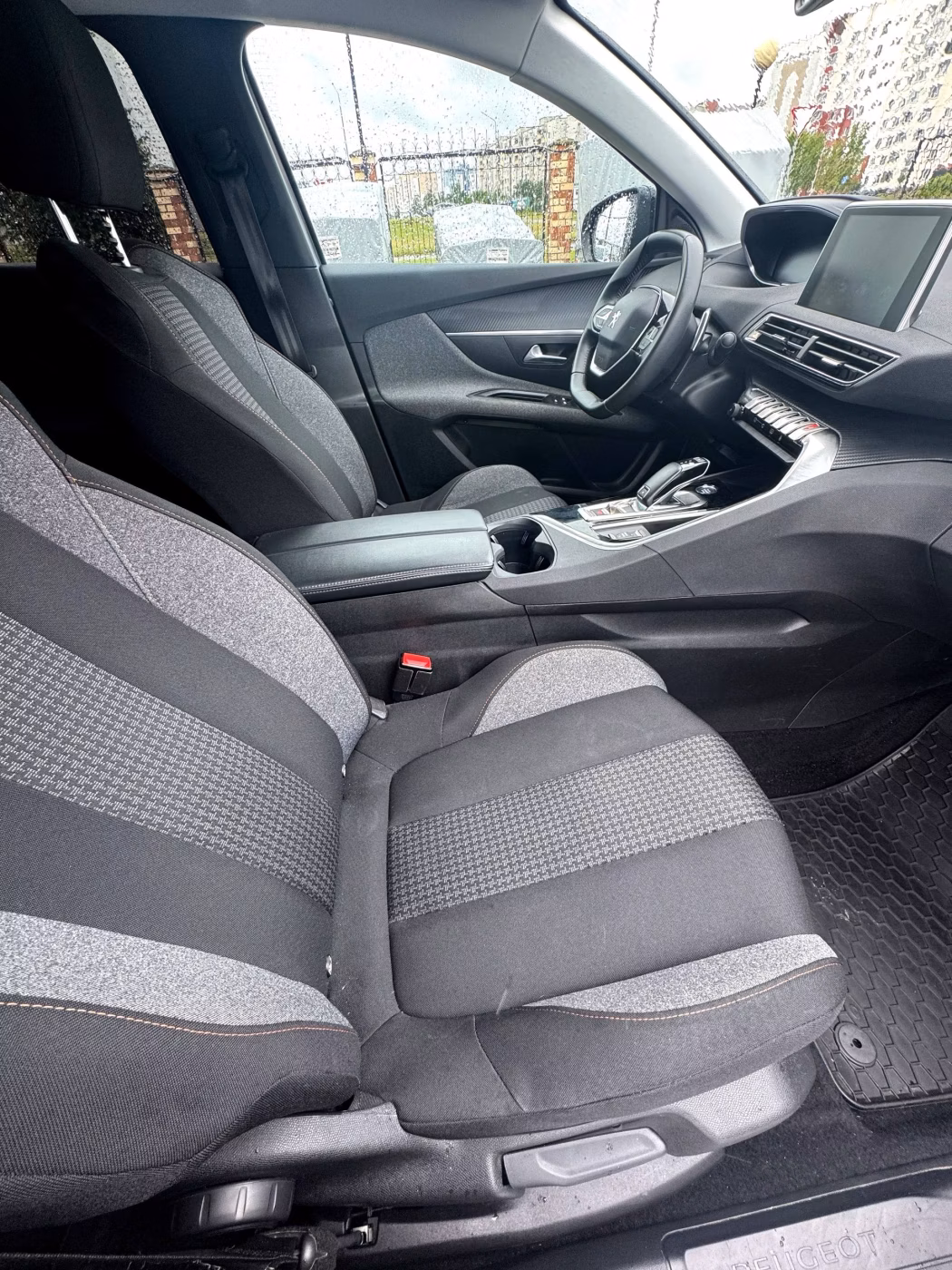 Peugeot 3008 фото 14