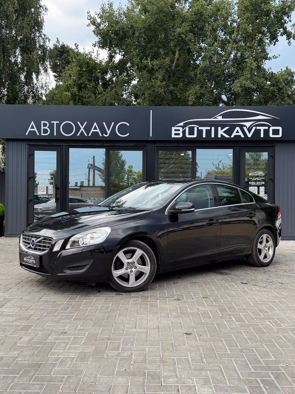Volvo S60 фото 3
