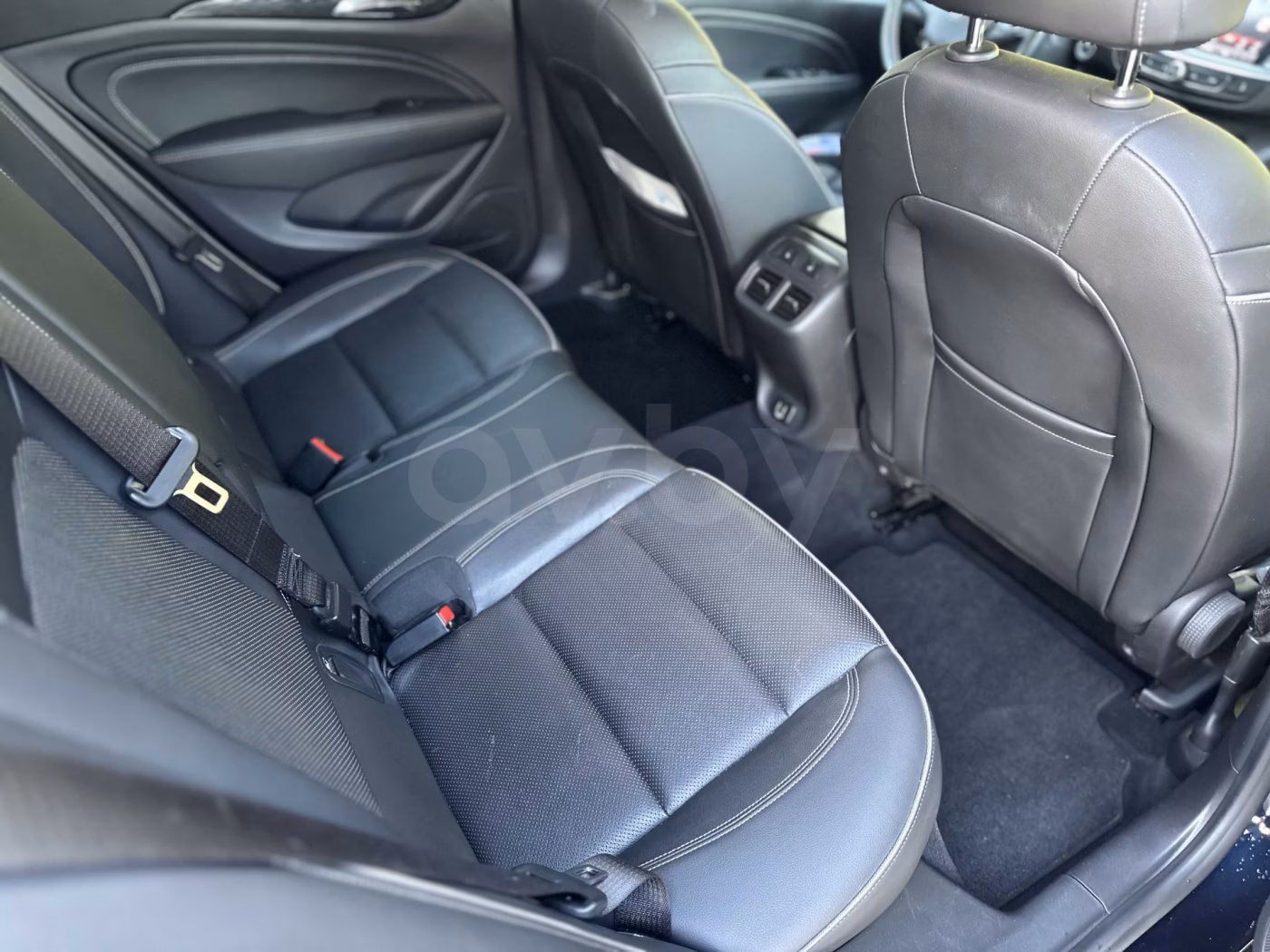 Opel Insignia фото 11