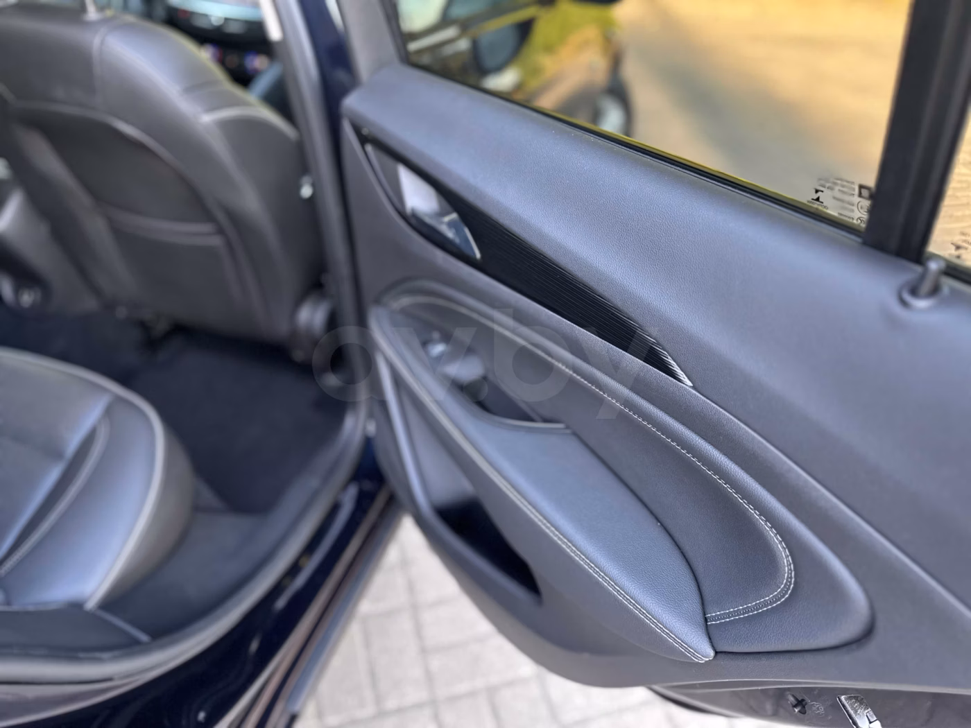 Opel Insignia фото 12