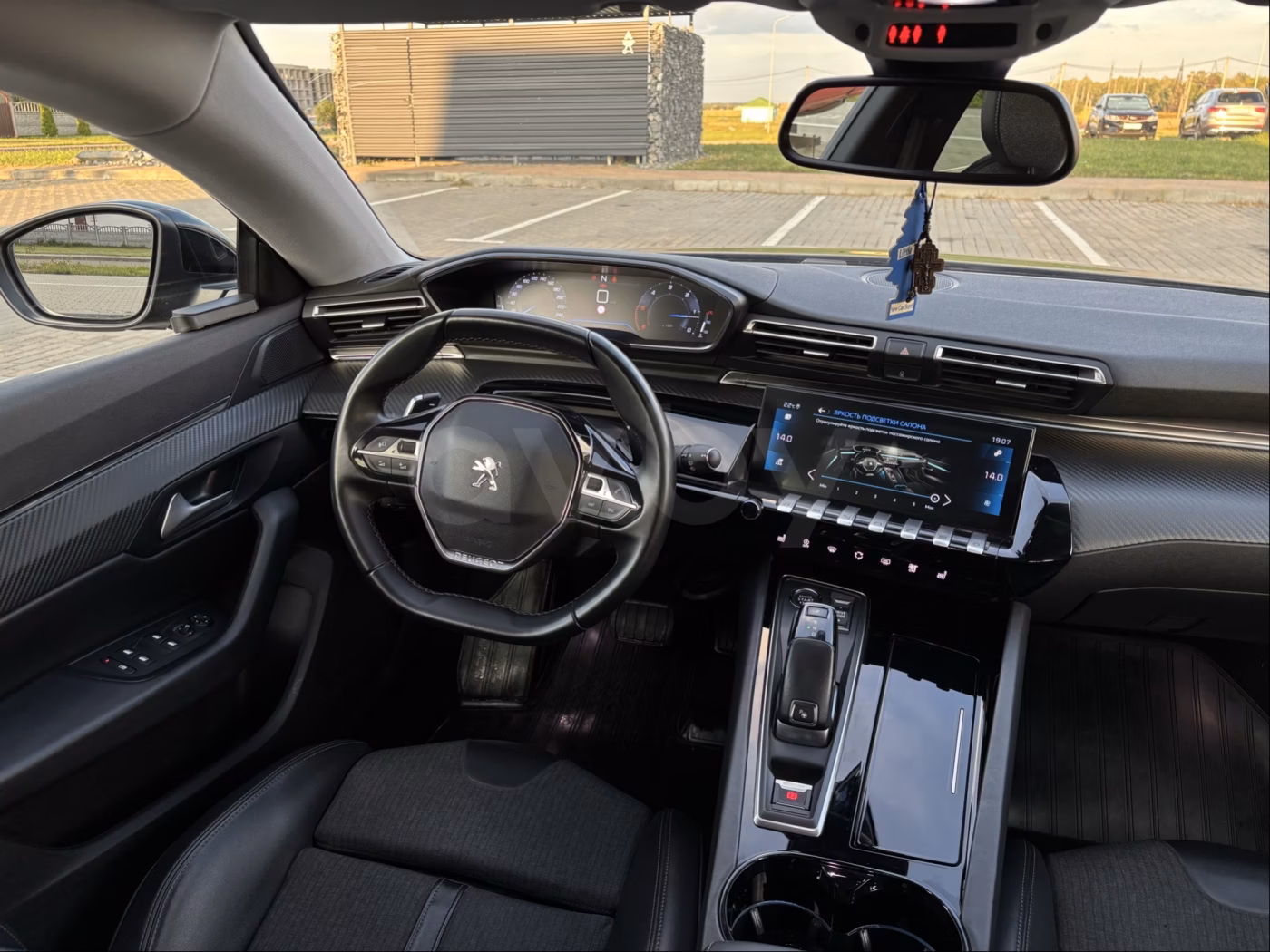 Peugeot 508 фото 11