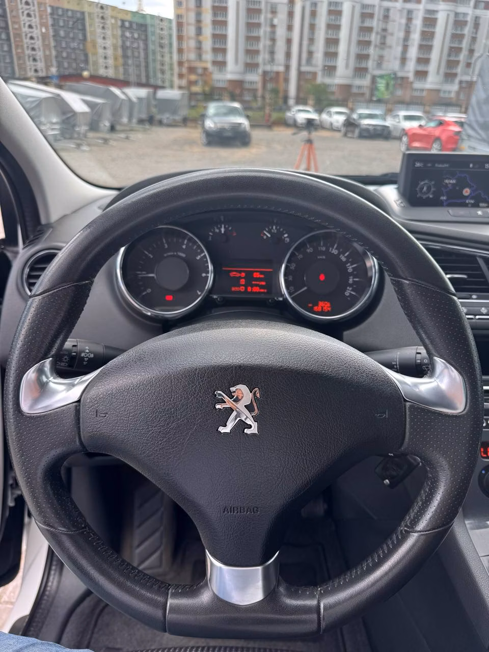 Peugeot 5008 фото 17