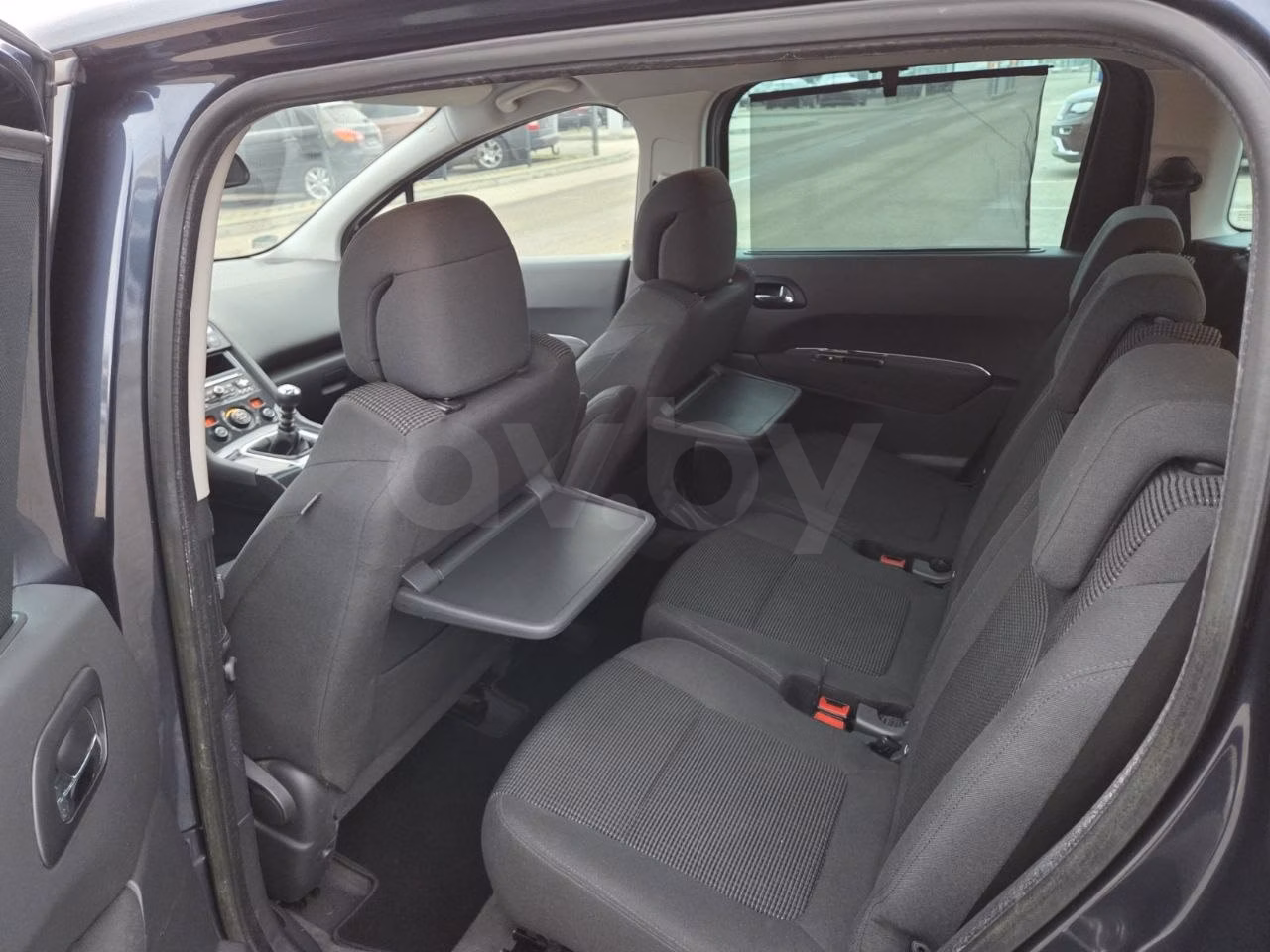 Peugeot 5008 фото 8