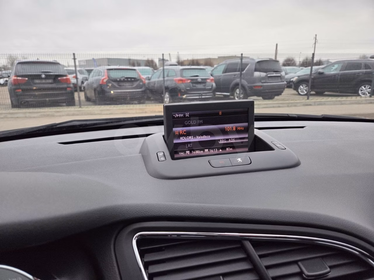 Peugeot 5008 фото 18