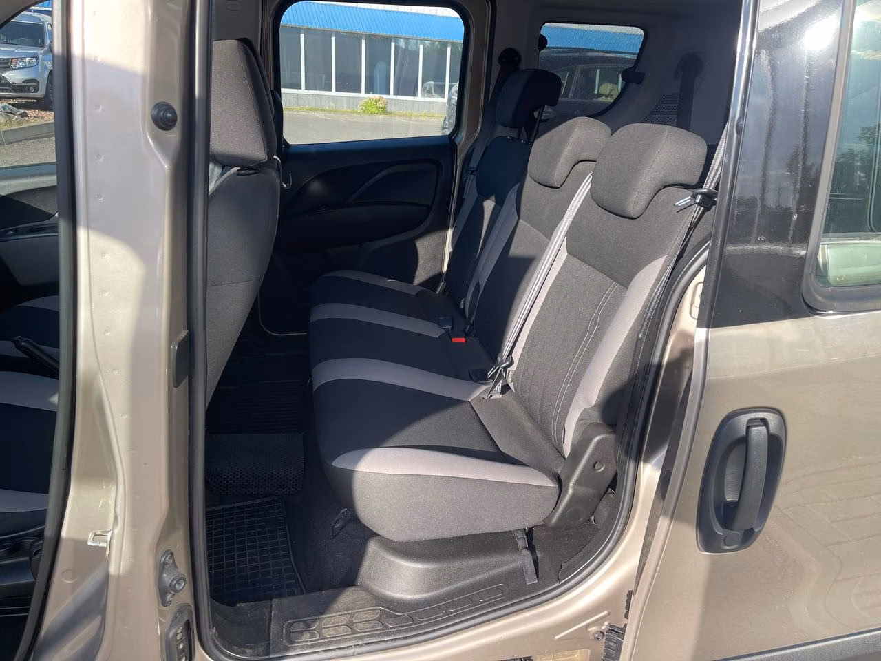 Fiat Doblo фото 15