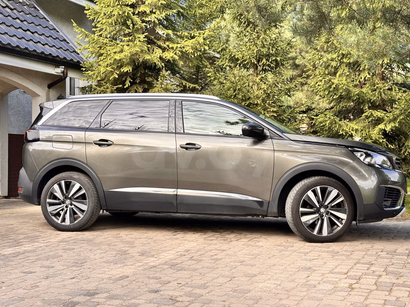 Peugeot 5008 фото 7