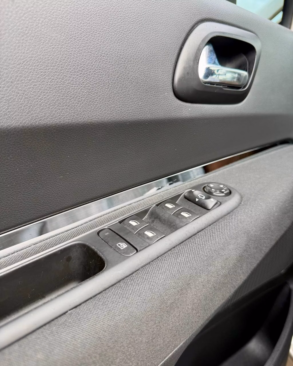 Peugeot 3008 фото 9