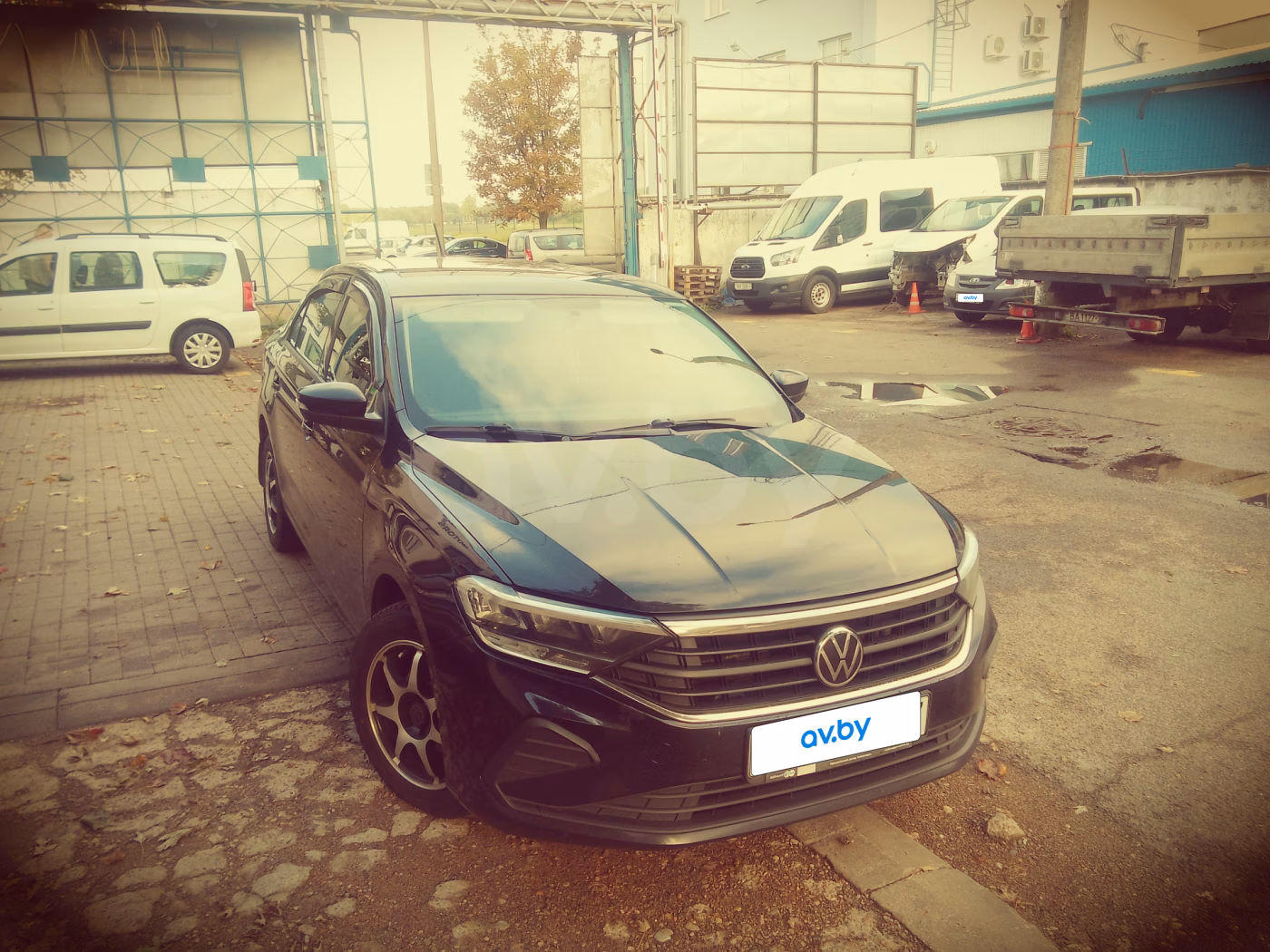 Volkswagen Polo Sedan фото 5