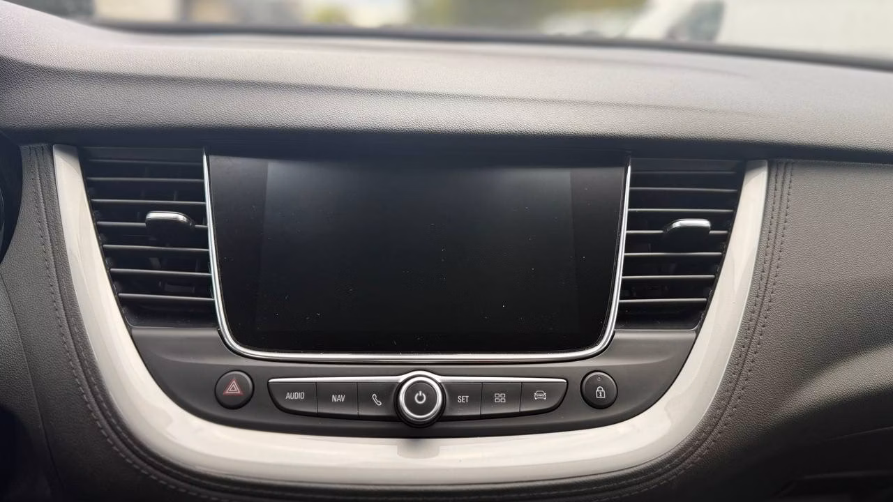 Opel Grandland X фото 17