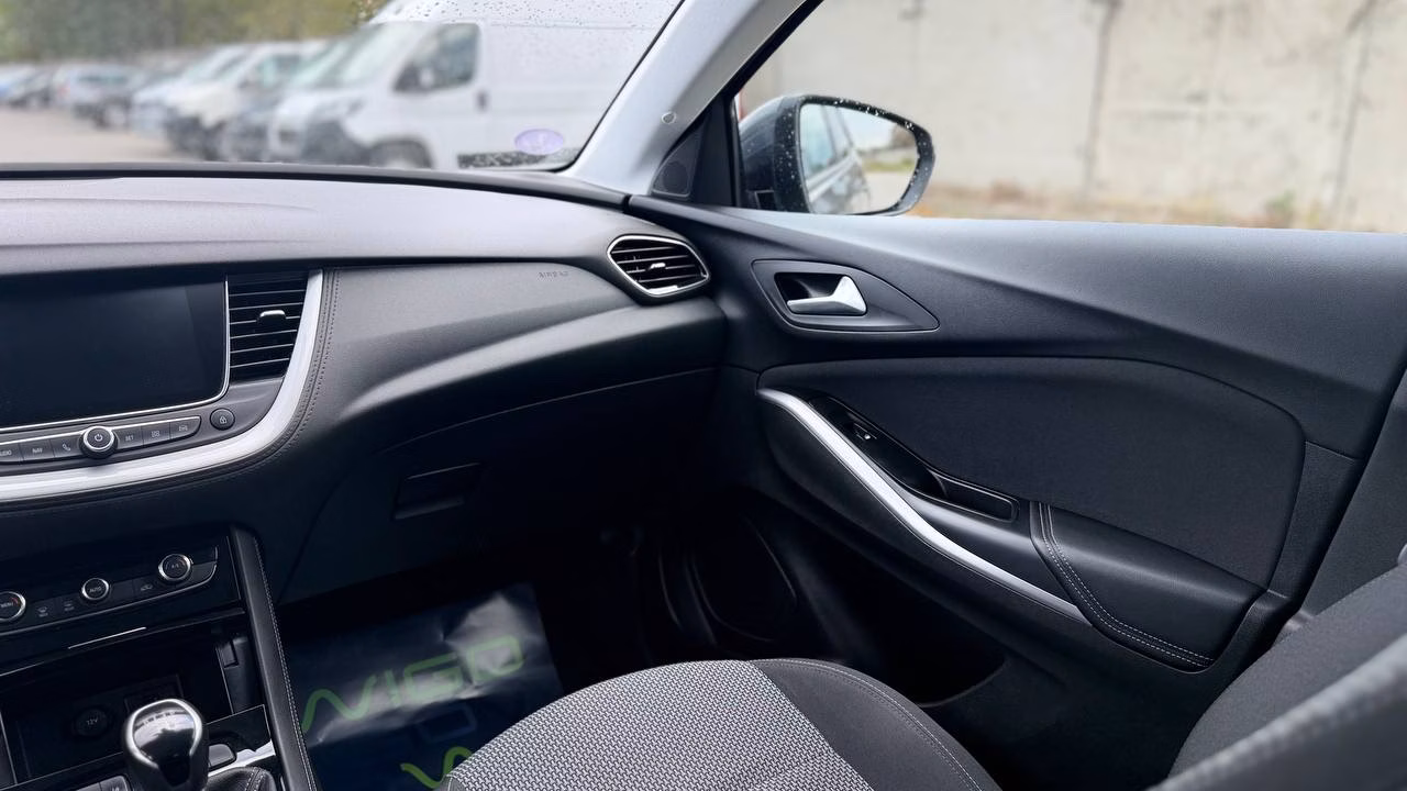 Opel Grandland X фото 16