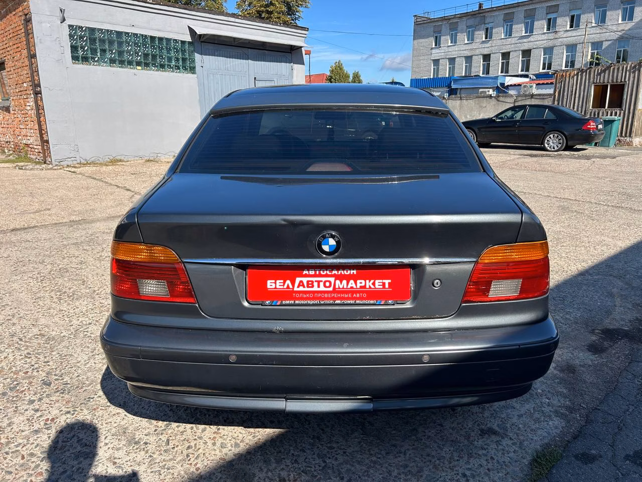 BMW 5 серия фото 6