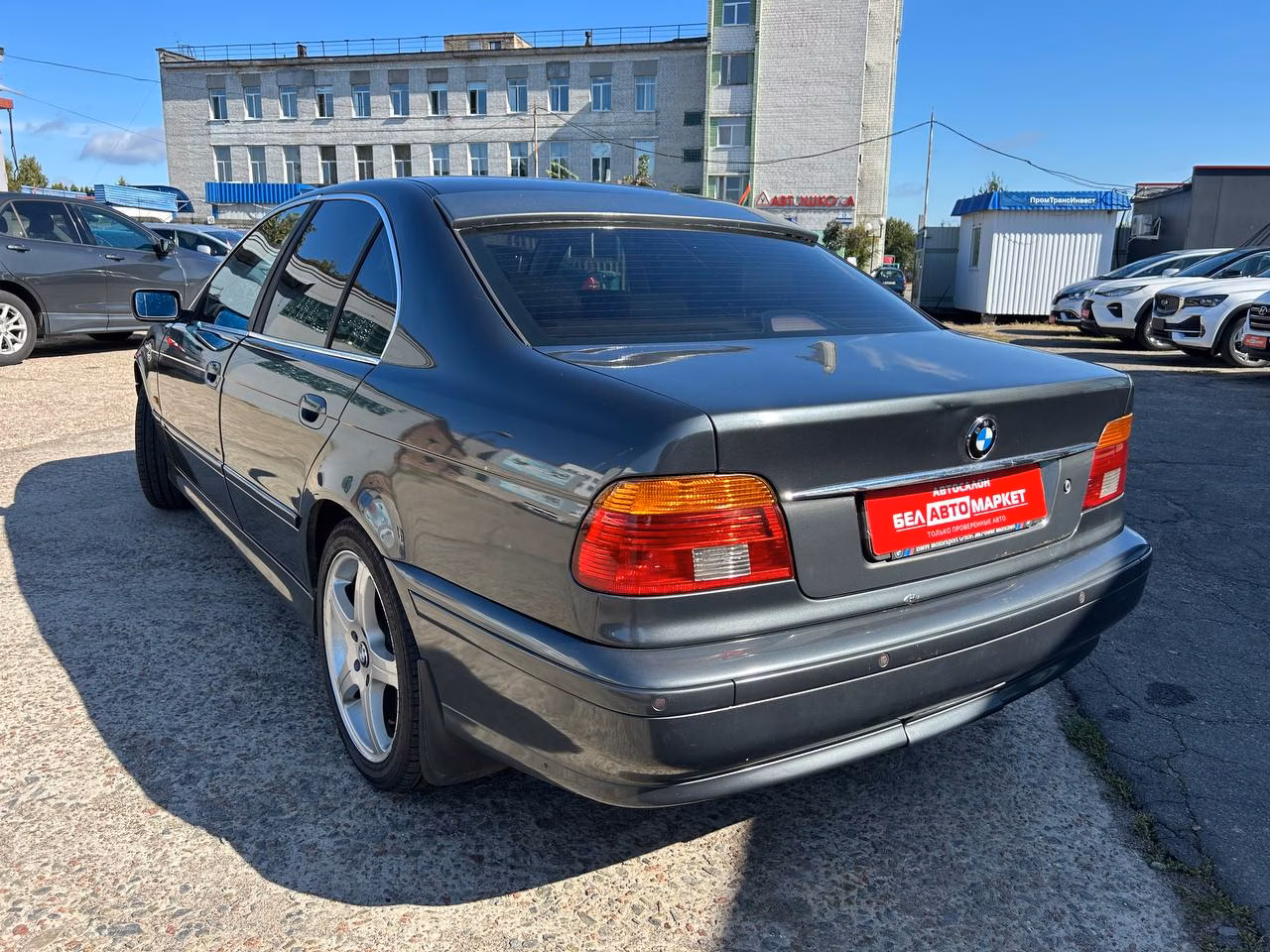 BMW 5 серия фото 7