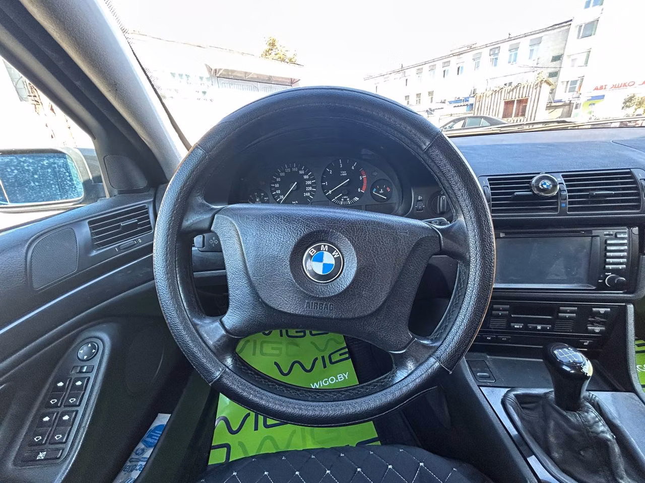 BMW 5 серия фото 12