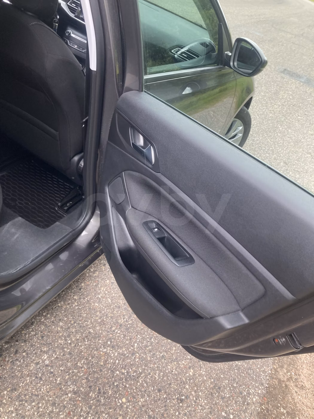 Peugeot 308 фото 12