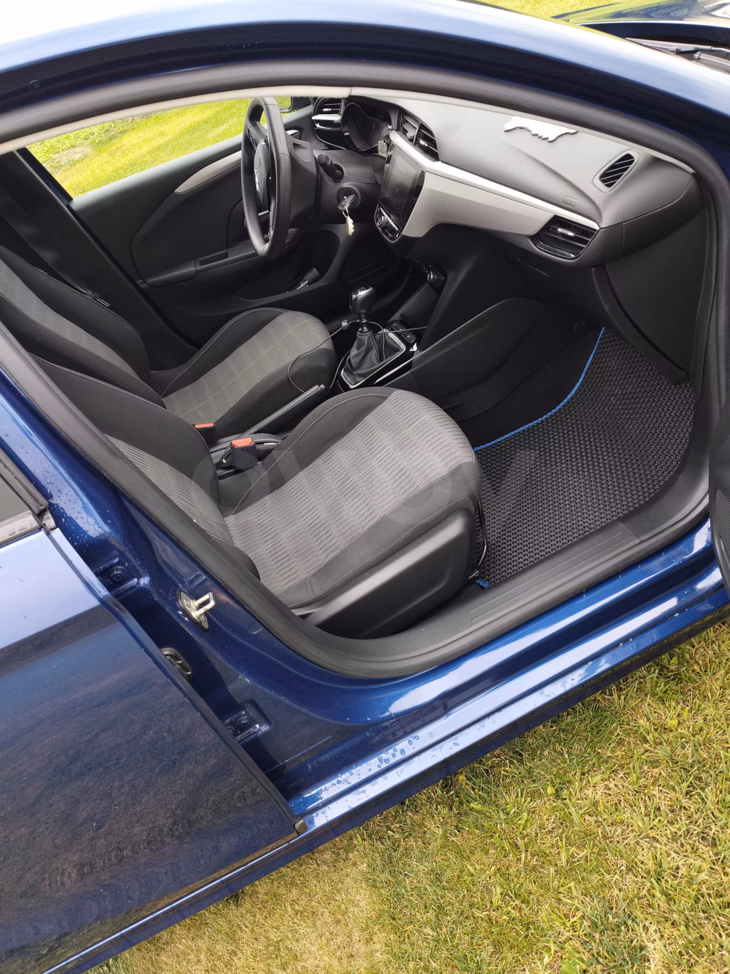 Opel Corsa фото 8