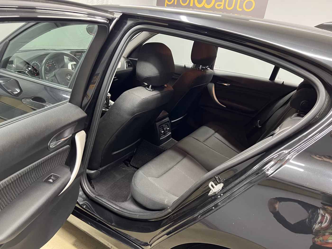 BMW 1 серия фото 10