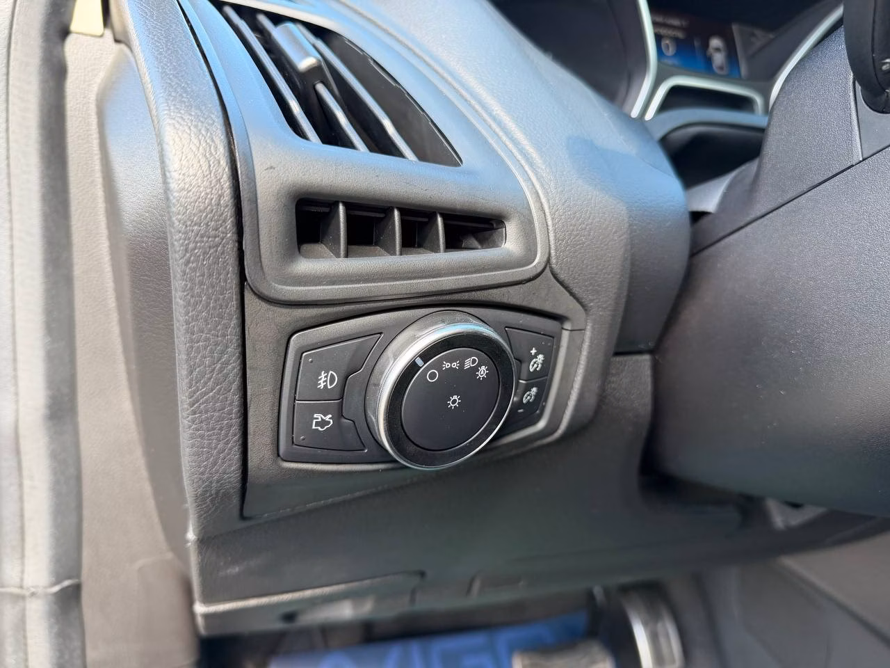 Ford Focus фото 14
