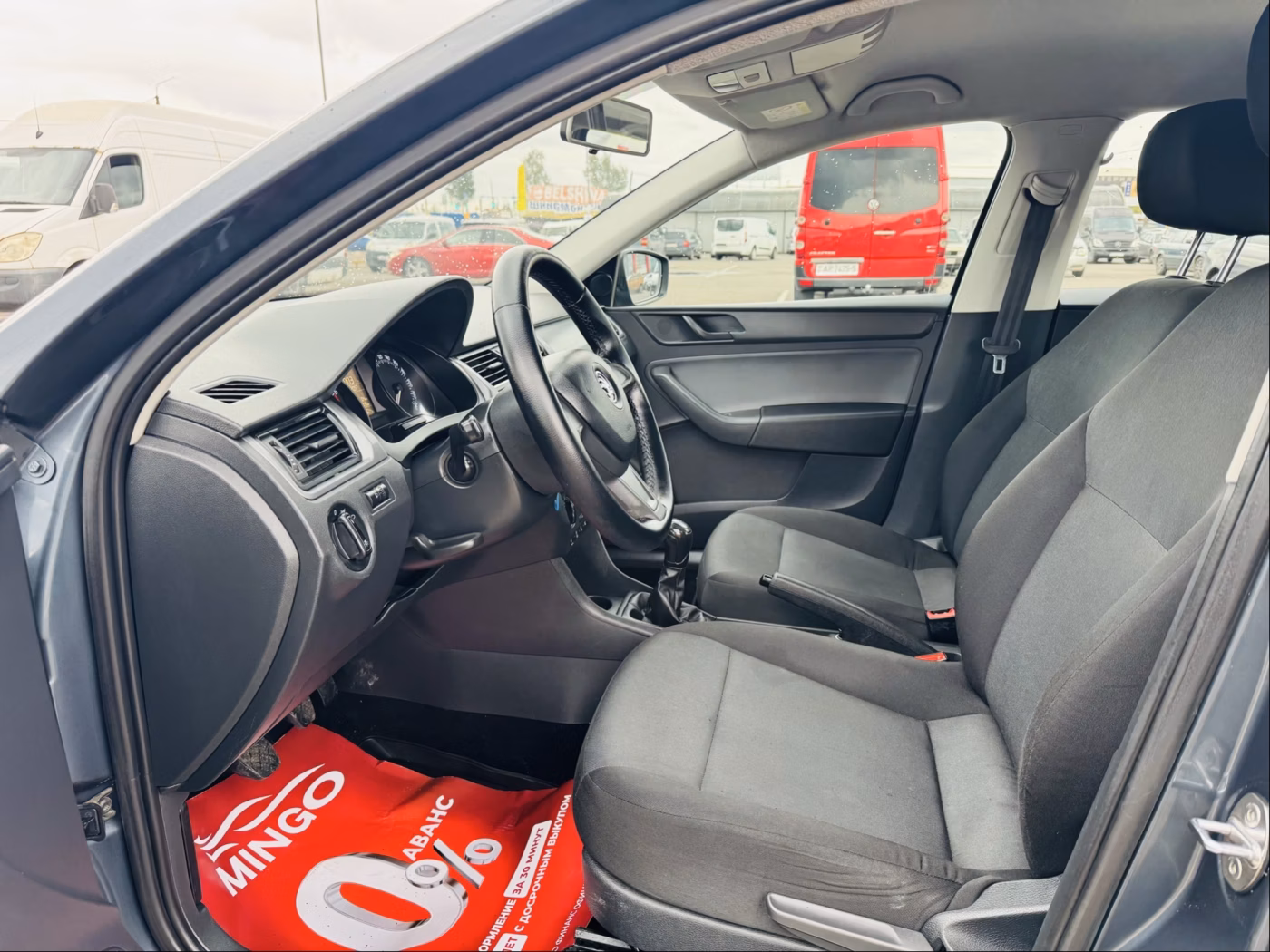 Skoda Rapid фото 5