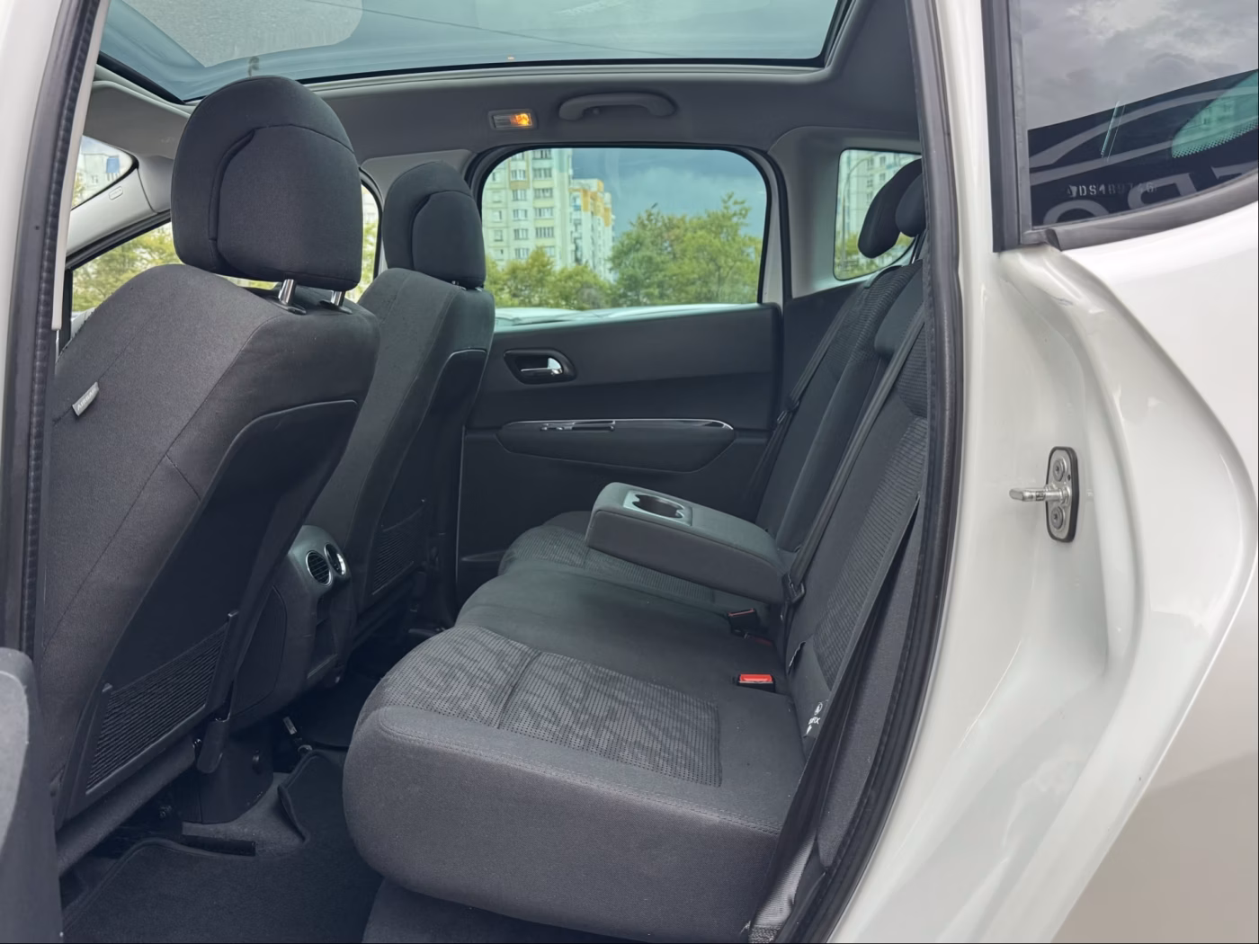 Peugeot 3008 фото 12
