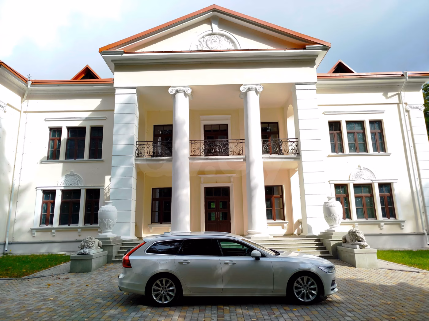 Volvo V90 фото 9