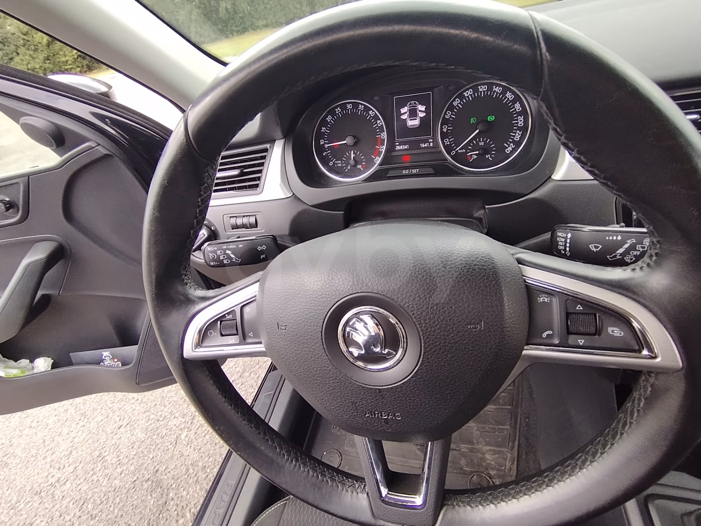 Skoda Rapid фото 8