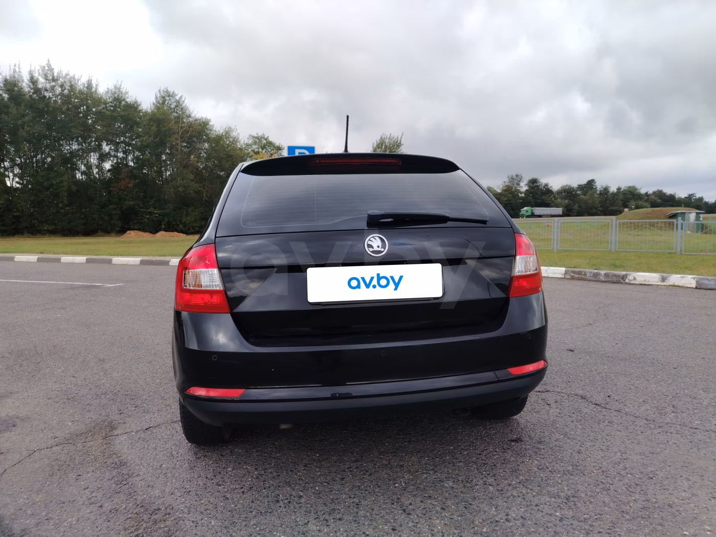 Skoda Rapid фото 12