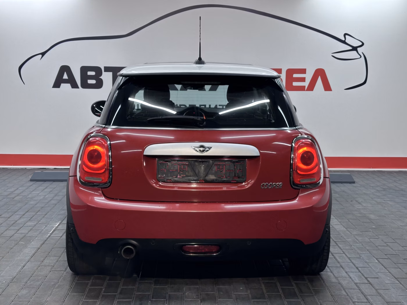 MINI Hatch фото 6