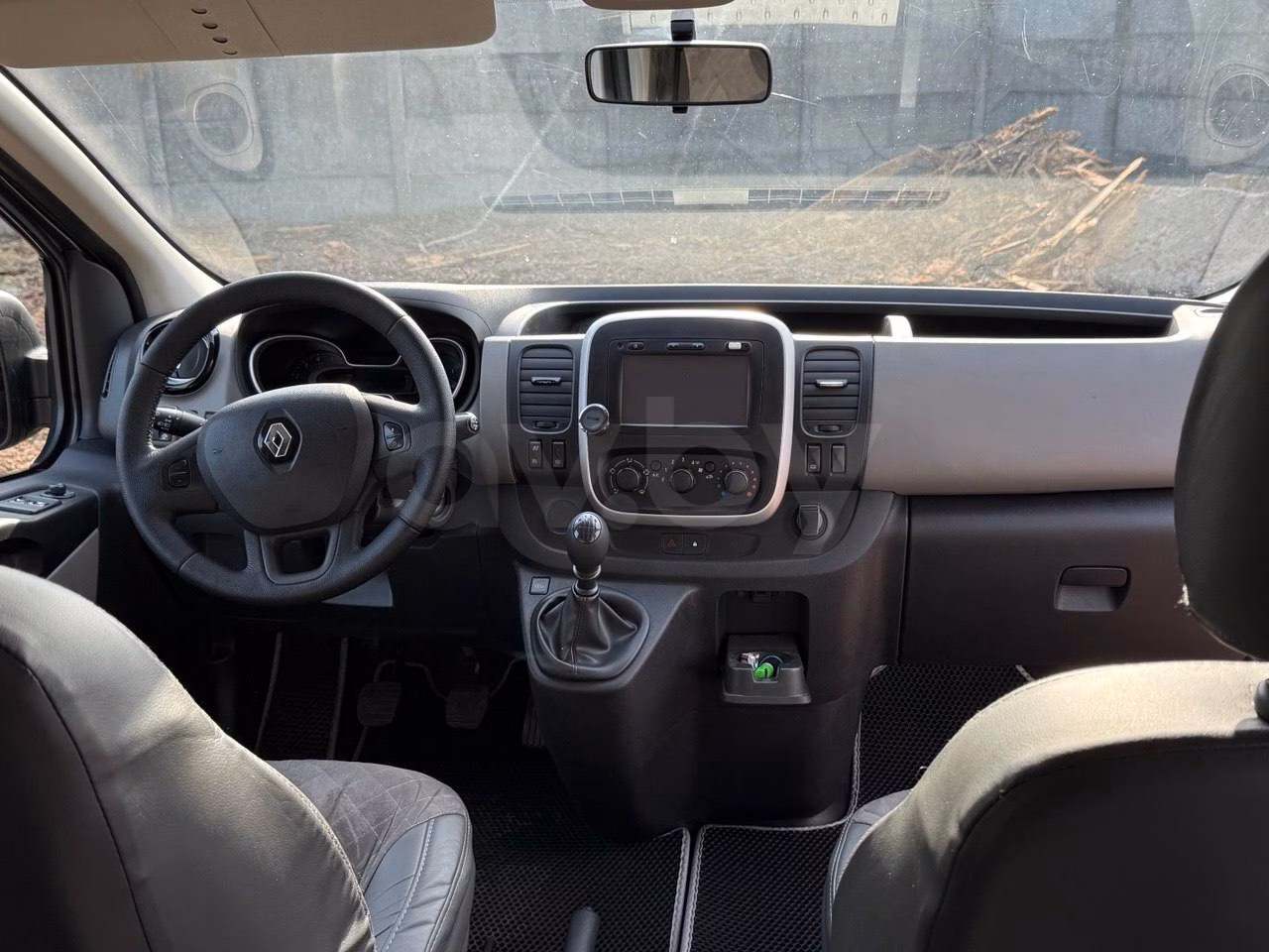 Renault Trafic фото 5