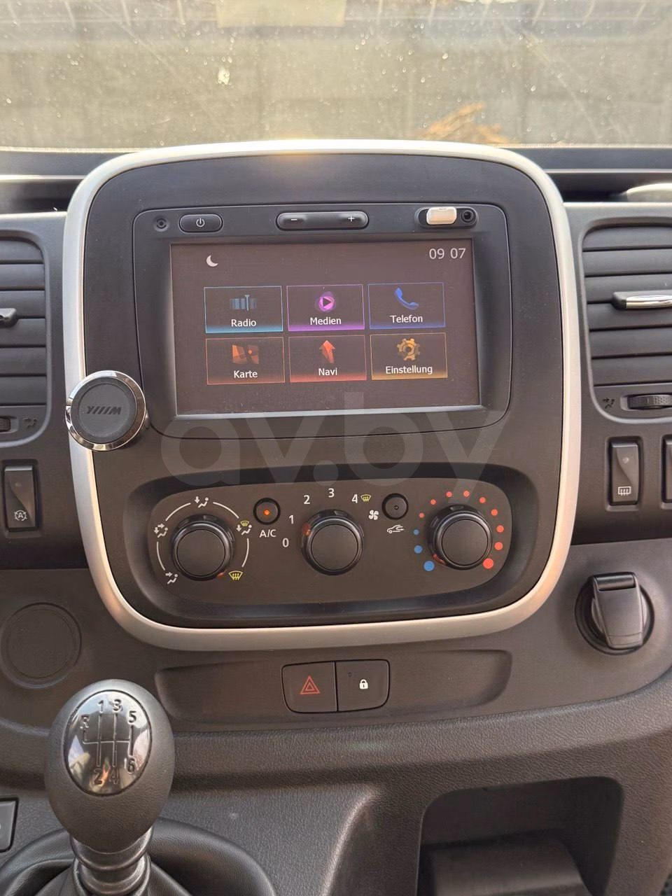 Renault Trafic фото 6