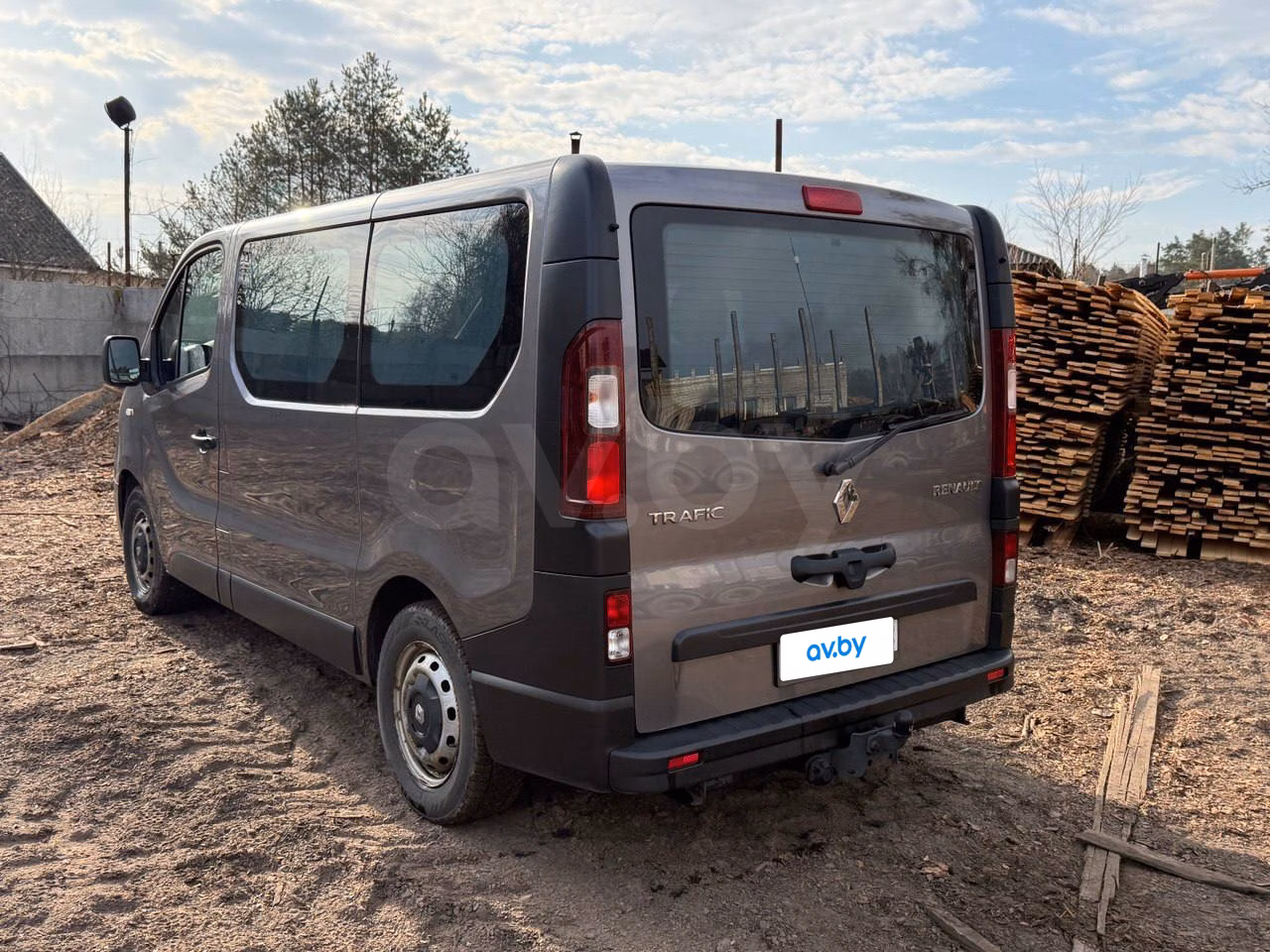 Renault Trafic фото 10