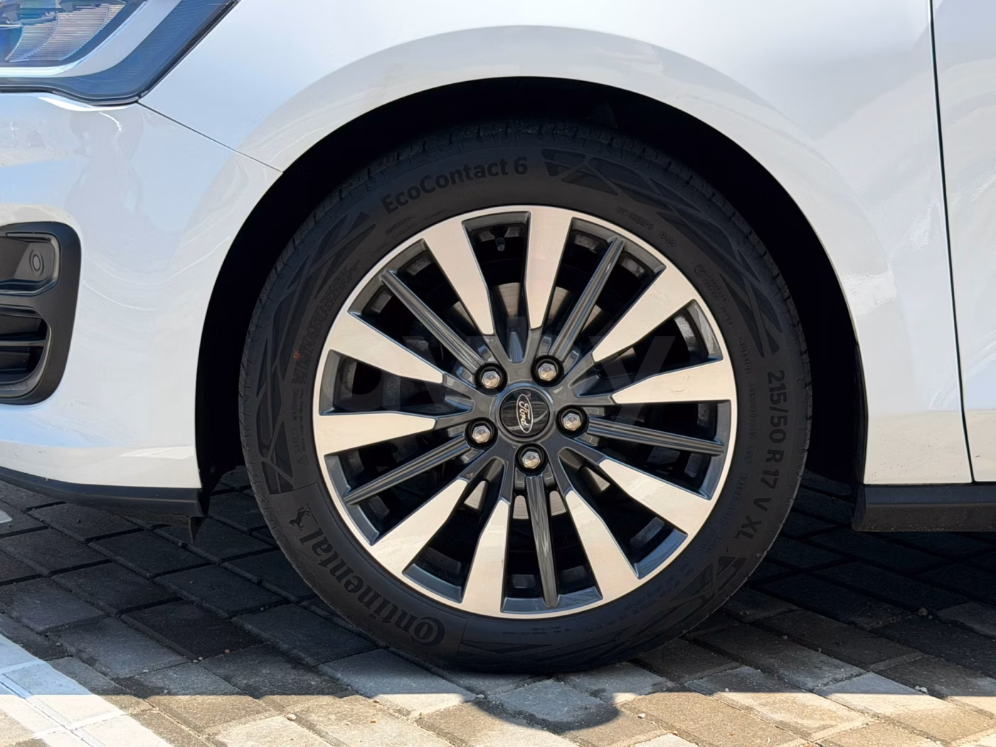 Ford Focus фото 9