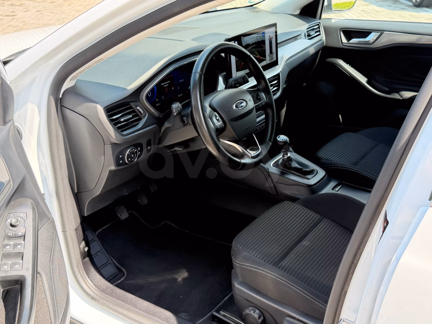 Ford Focus фото 11