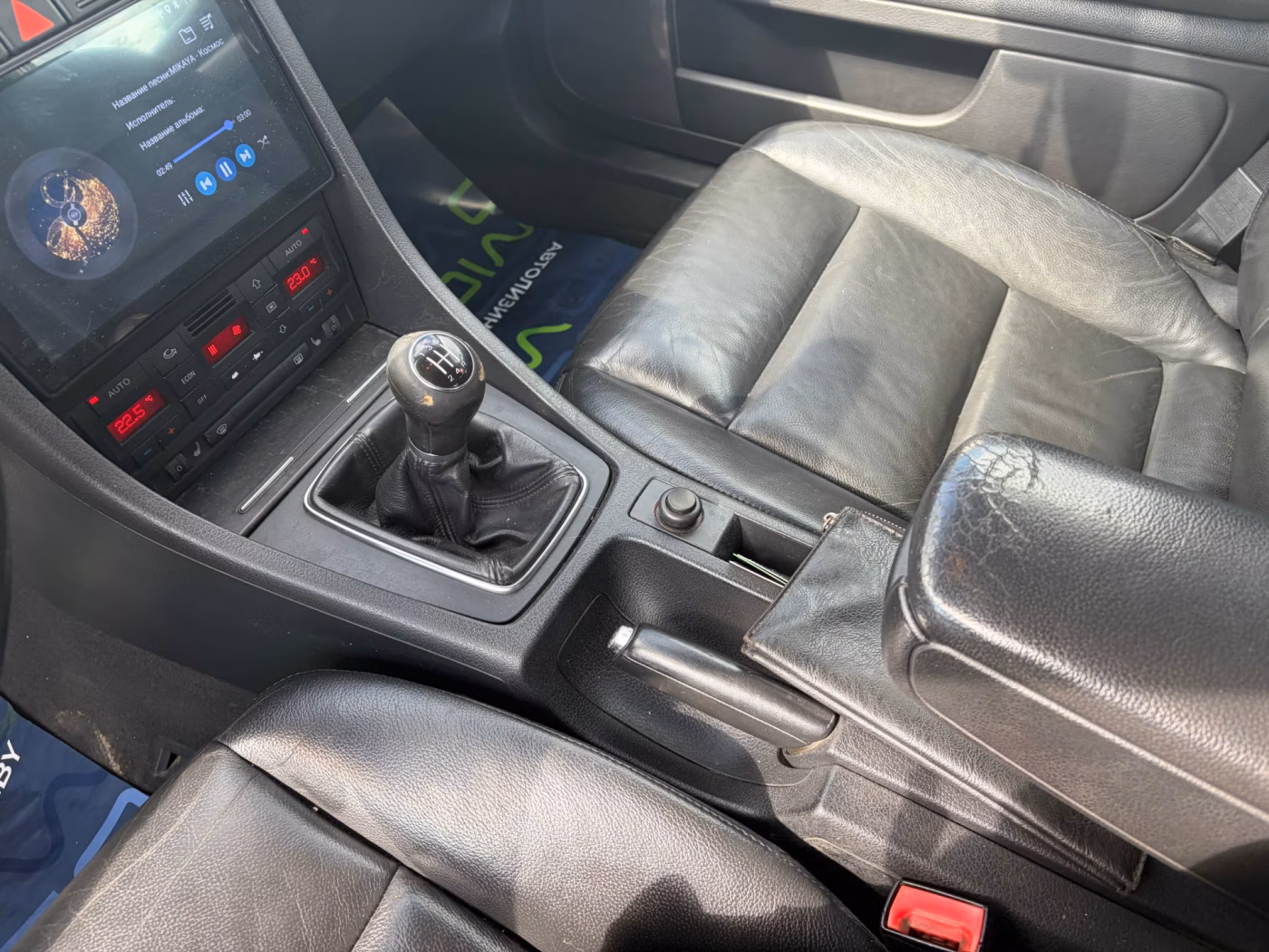 Audi A4 фото 14