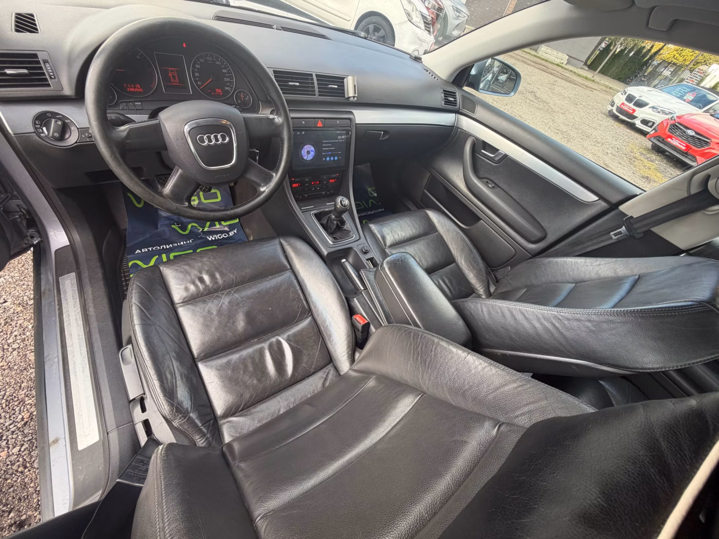 Audi A4 фото 16