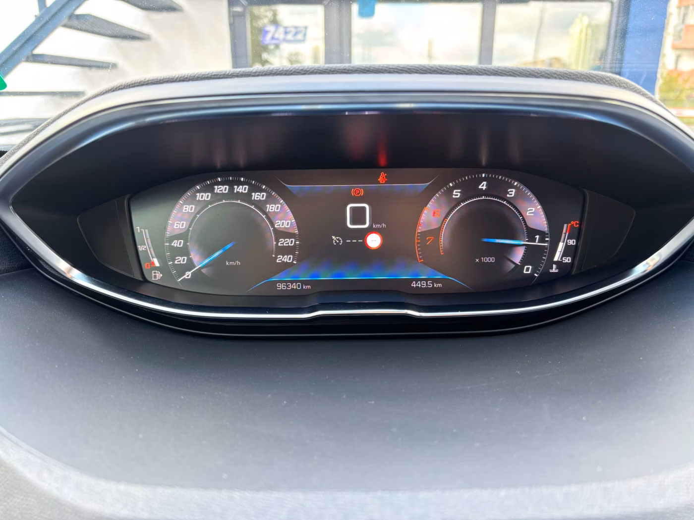 Peugeot 5008 фото 11