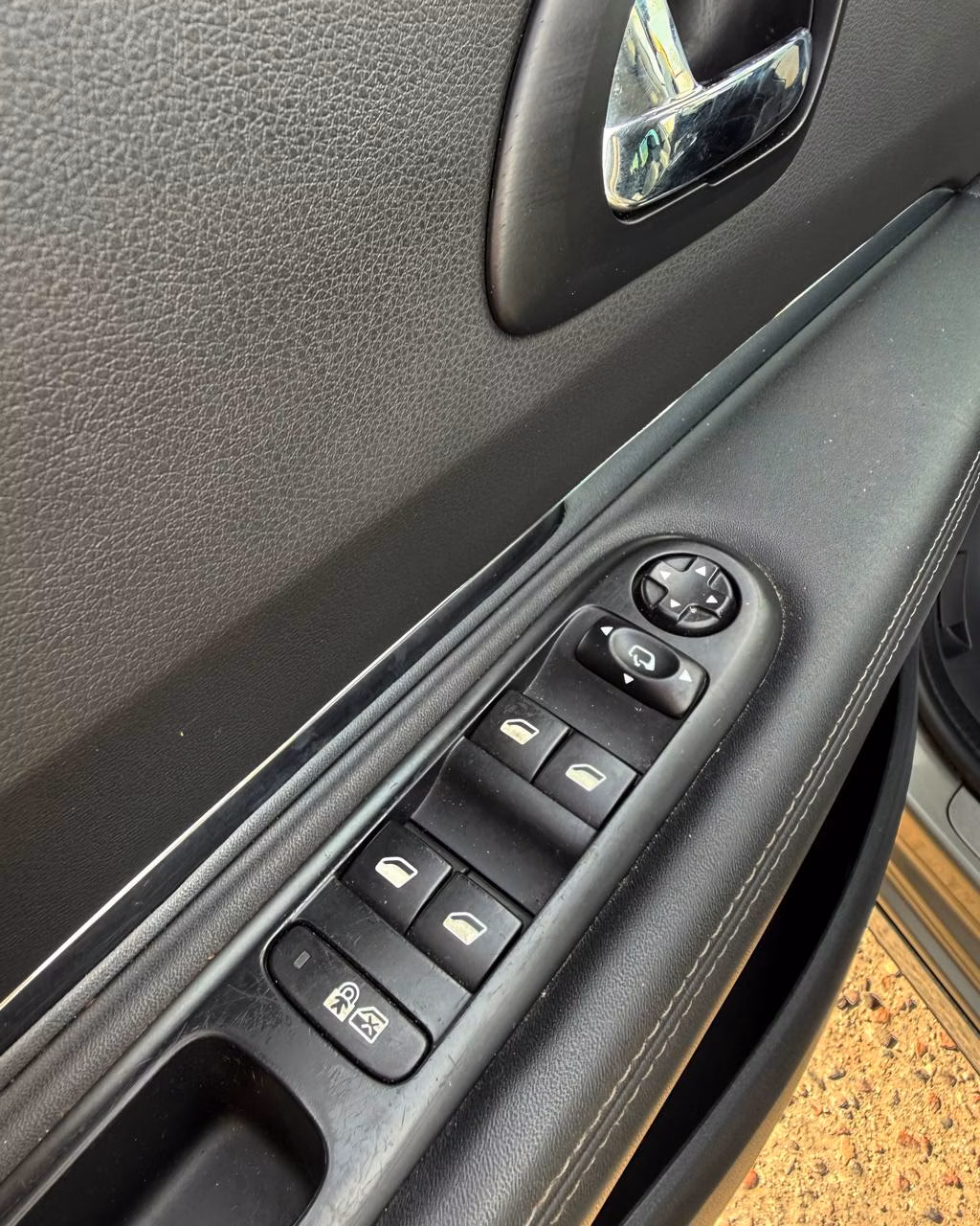 Peugeot 3008 фото 11