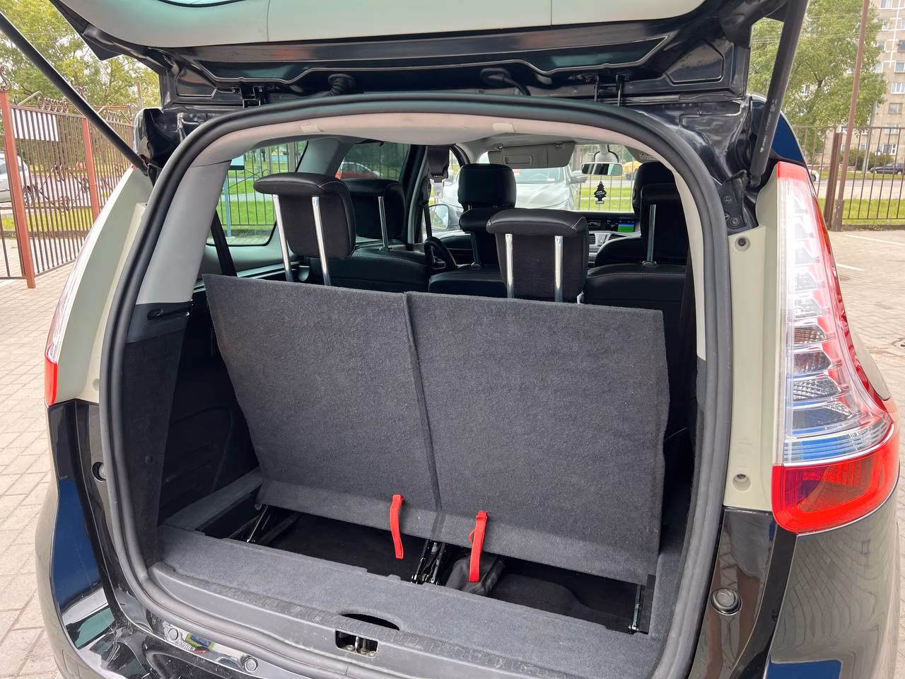 Renault Grand Scenic фото 2