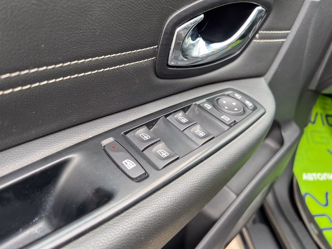 Renault Grand Scenic фото 9