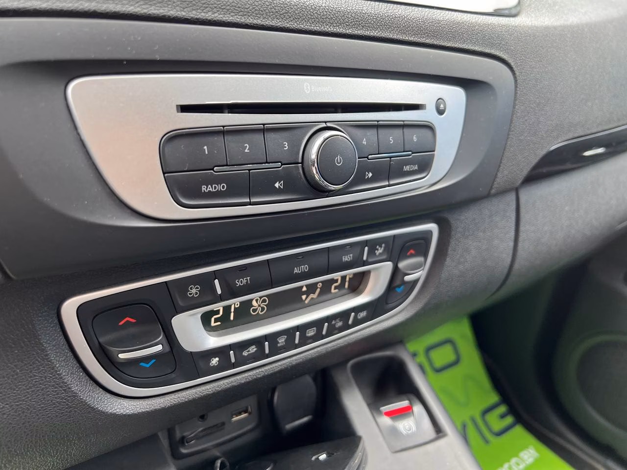 Renault Grand Scenic фото 11