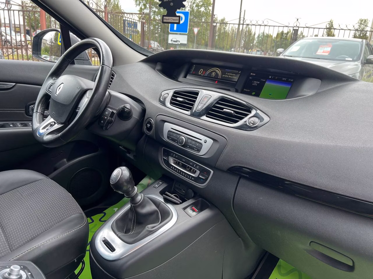 Renault Grand Scenic фото 15