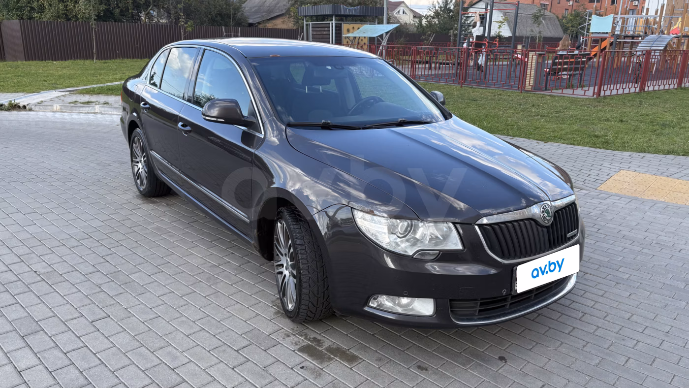 Skoda Superb фото 2