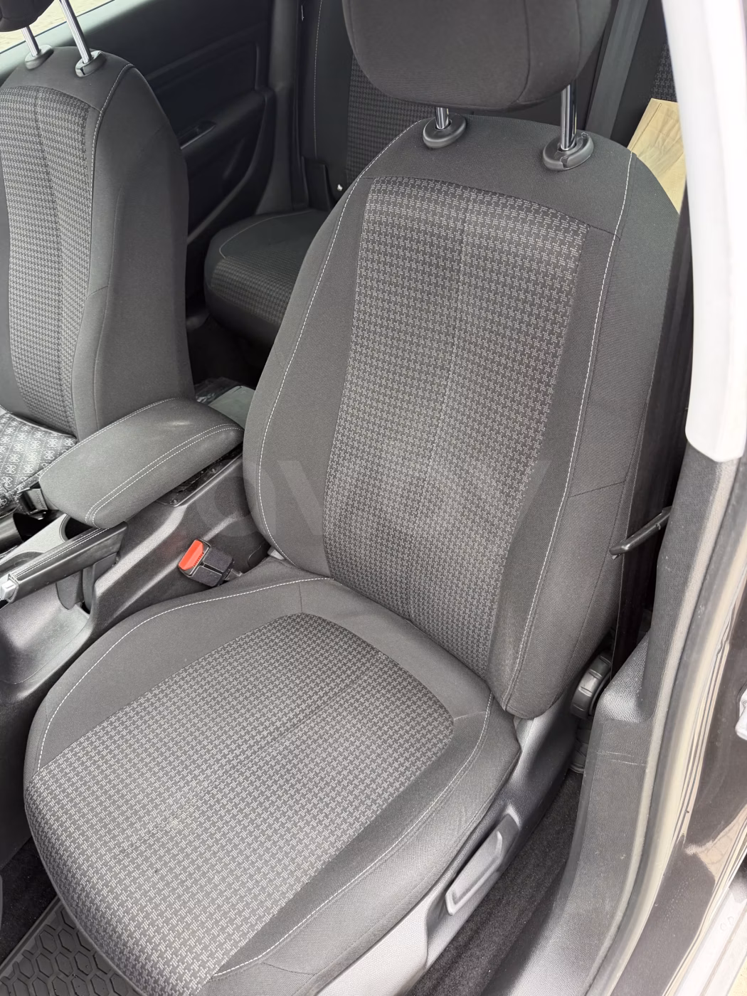 Peugeot 308 фото 11
