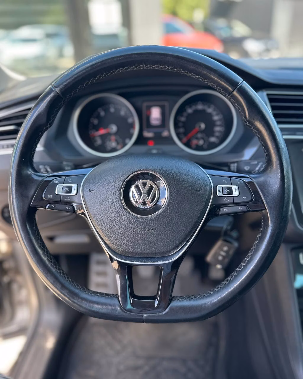 Volkswagen Tiguan фото 10